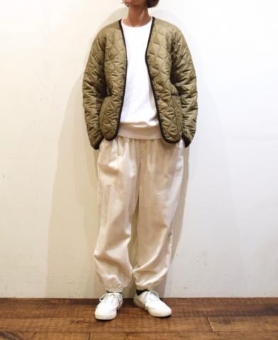 ARMEN 〜NAM1754 PLAIN HEAT QUILT V-NECK JACKET〜