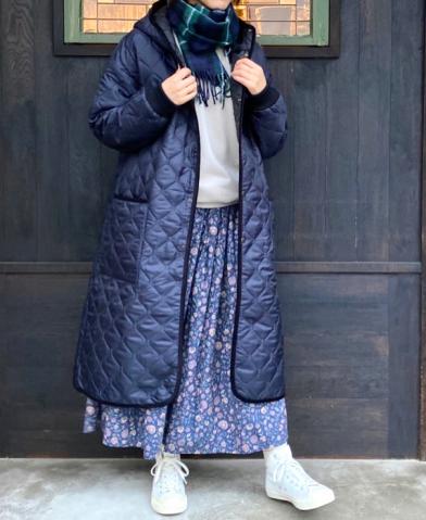 ARMEN 〜HEAT QUILT OVERSIZED HOODED COAT WITH RIBBE…