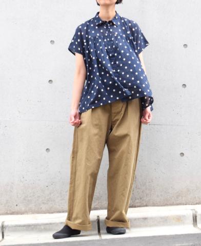 SOIL "VOILE DOT PRINT SHIRT" & ARMEN ONE-TUCK PANT…