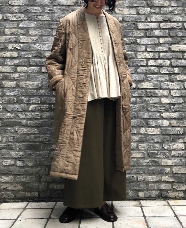 maison de soil ／SILK PLAIN V-COLLAR COAT