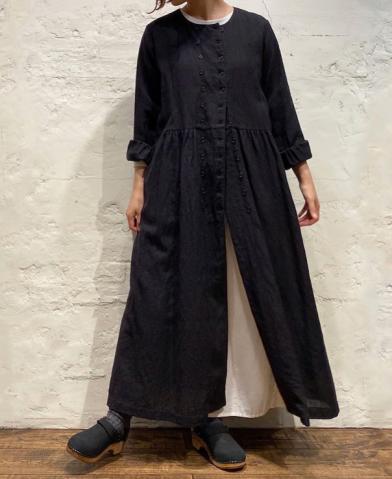 SOIL　〜WOOL LINEN PLAIN DOUBLE BUTTON DRESS〜