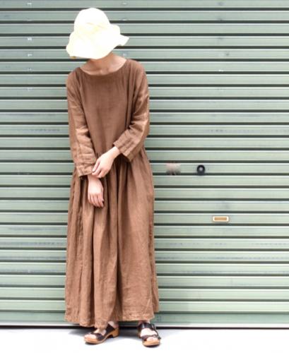 ARMEN 〜LINEN PLAIN(OVER DYE) BOAT NECK L/SL ONE-PI…