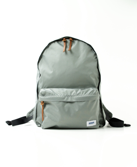 PNAM1611 (バッグ) NYLON DAYPACK