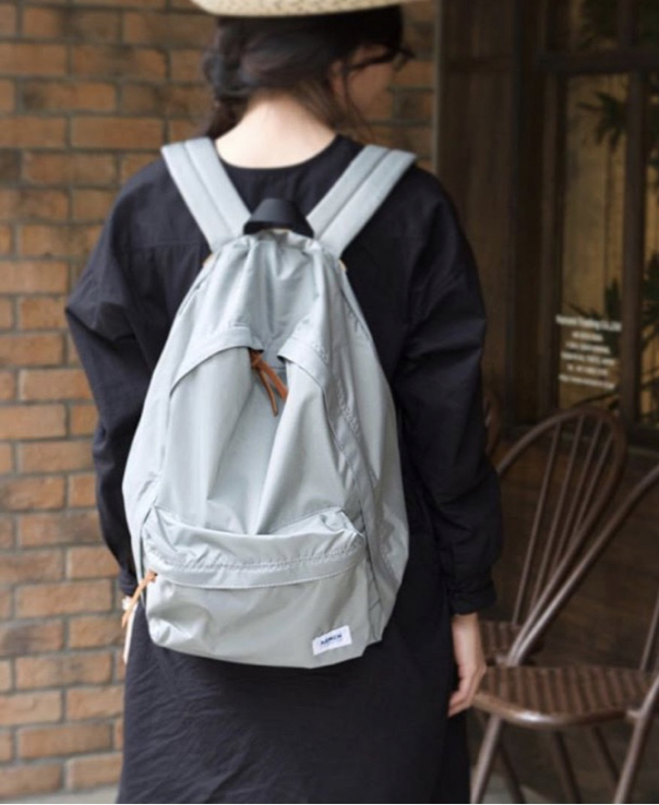 PNAM1611 (バッグ) NYLON DAYPACK