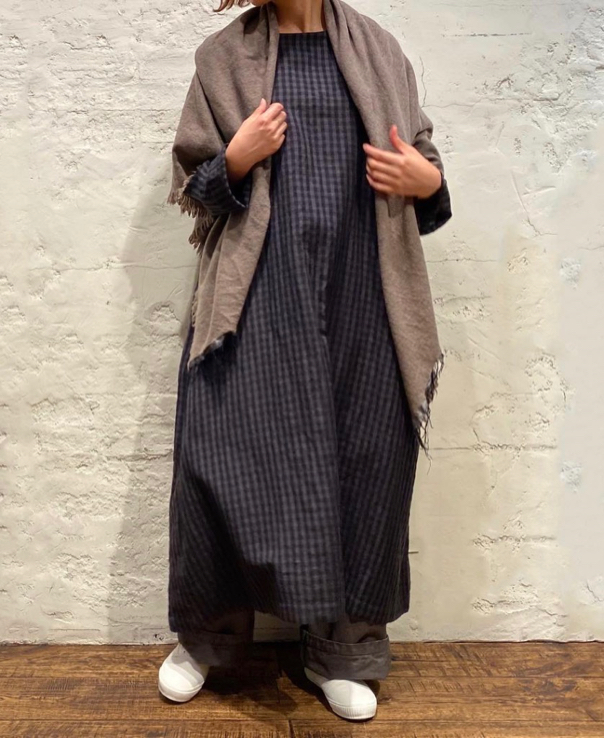 AGHT1961 (ストール) SOLID SQUARE STOLE