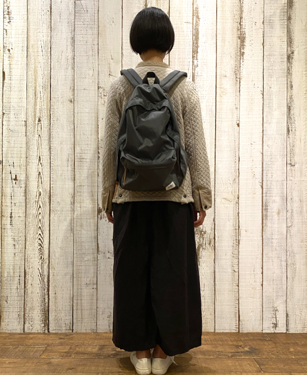 PNAM1611 (バッグ) NYLON DAYPACK