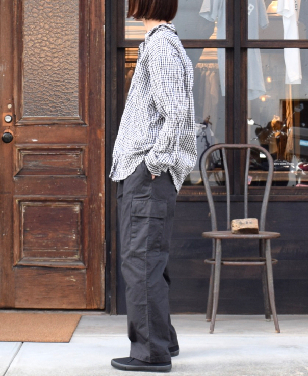 NHT2102BC (パンツ) MEDIUM WEIGHT COTTON TWILL OVERDYE EASY PANTS