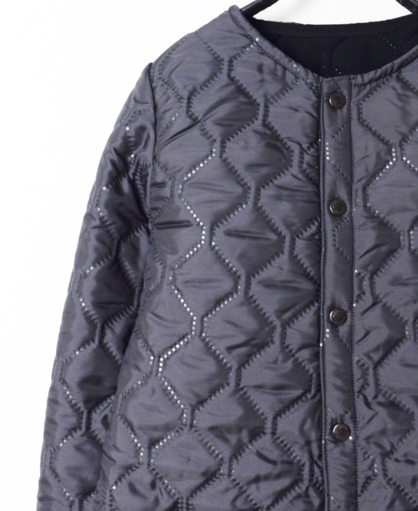 NAM1651 (コート) POLYxFLEECE HEAT QUILT NO COLLAR COAT