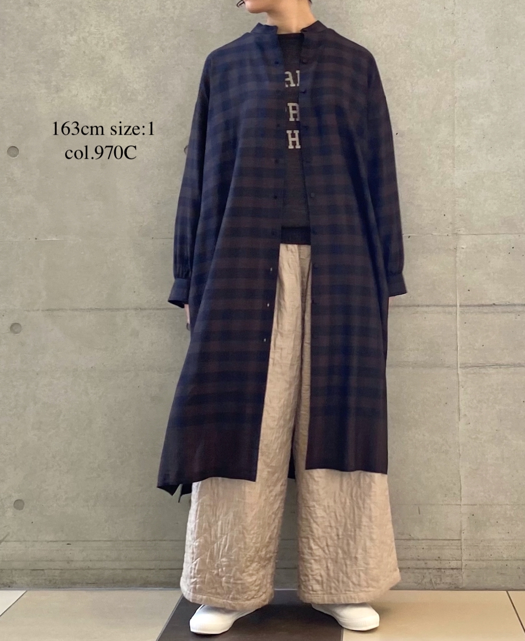 INMDS21792 WOOL SILK GINGHAM CHECK BANDED COLLAR BACK PLEATS MAXI SHIRT