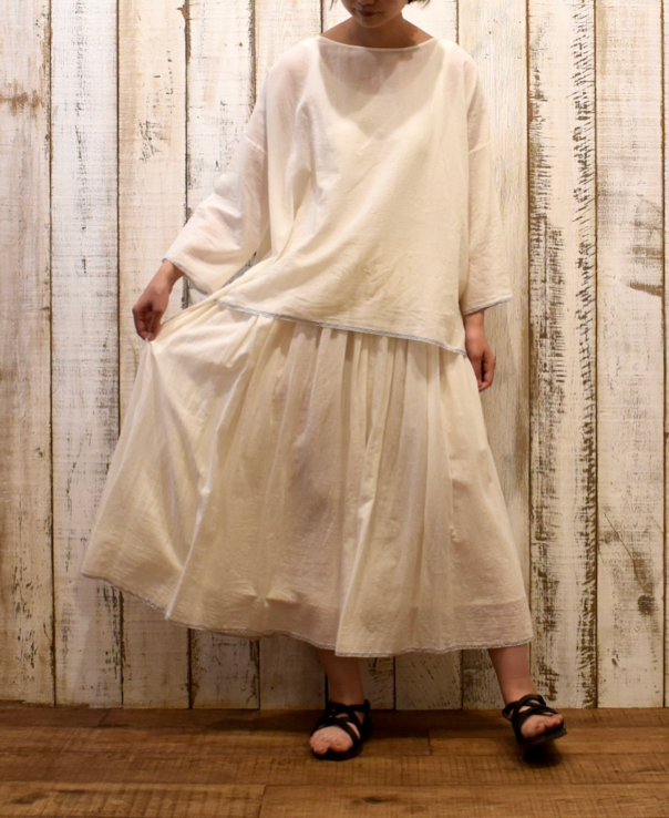 NSL22005 (スカート) SUPER FINE VOILE WITH POLY SELVAGE GATHERED SKIRT