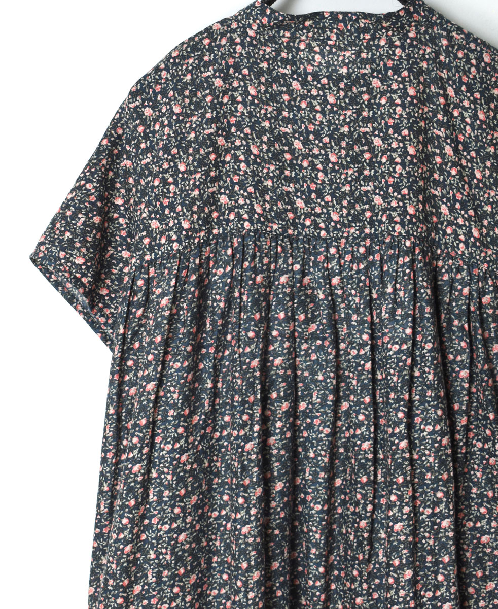 NSL22073 (ワンピース) COTTON VOILE SMALL FLOWER PRINT BANDED COLLAR FRENCH/SL DRESS