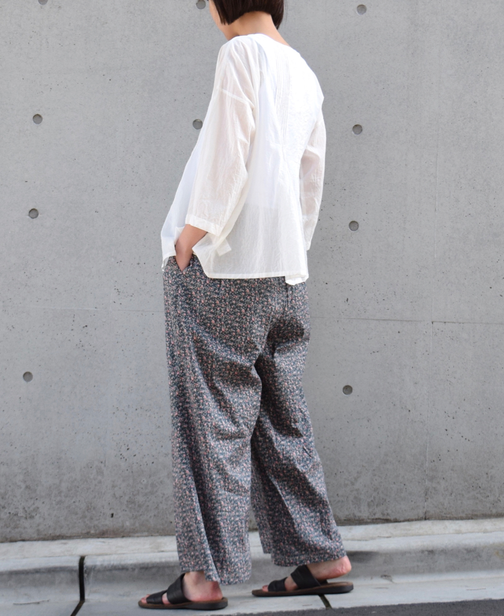 NSL22076 (パンツ) COTTON VOILE SMALL FLOWER PRINT WIDE EASY PANTS