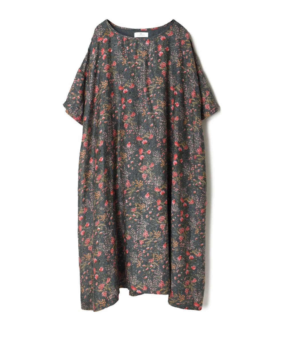 NSL22063 (ワンピース) COTTON SILK FLOWER PRINT GATHERED DRESS