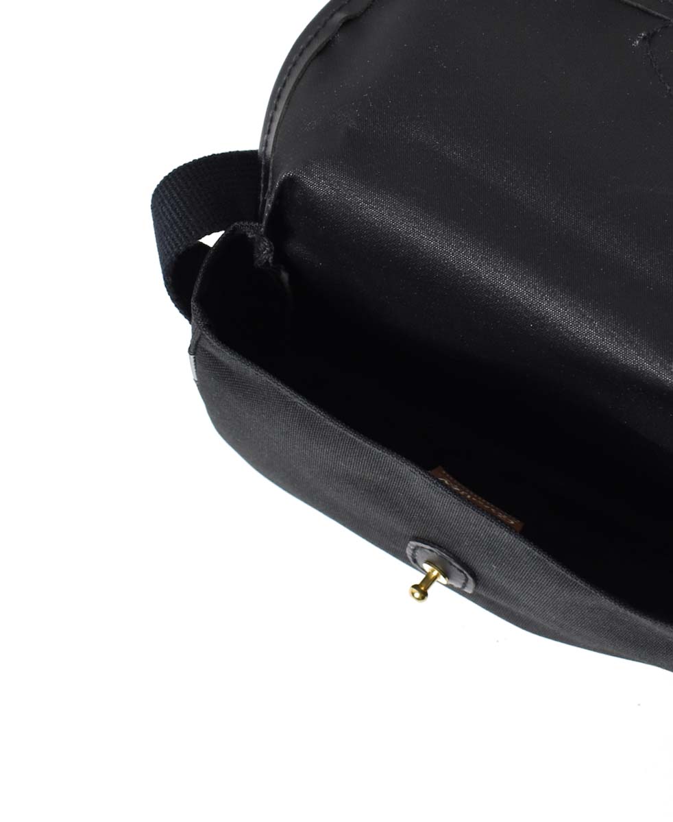 ●NQG1951P 600 DENIER PVC DINKY BAG