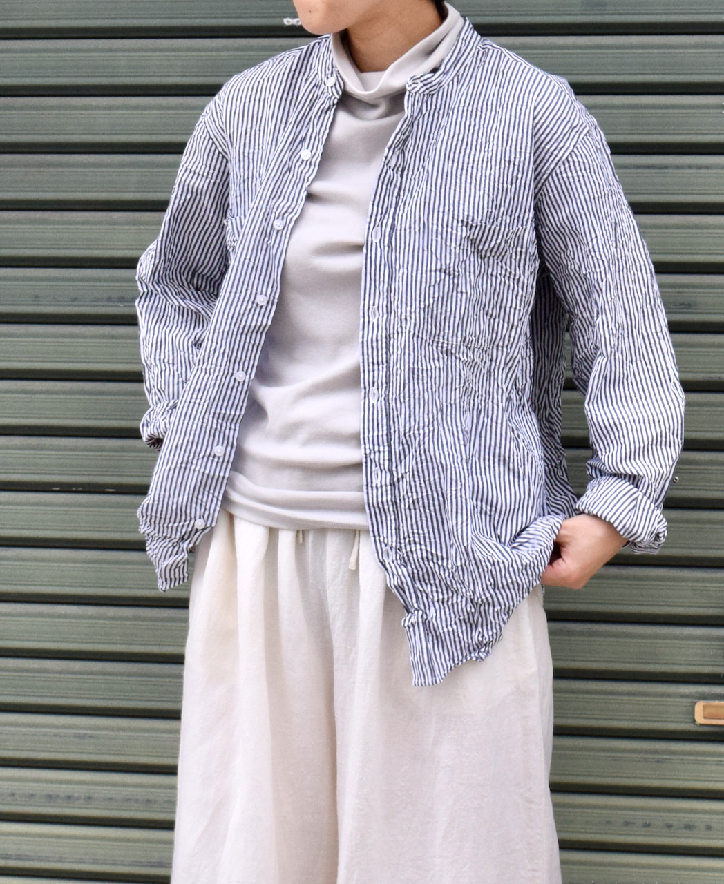 NVL1951BSW (シャツ) COTTON STRIPE BANDED COLLAR L/SL OVERSIZED SHIRT