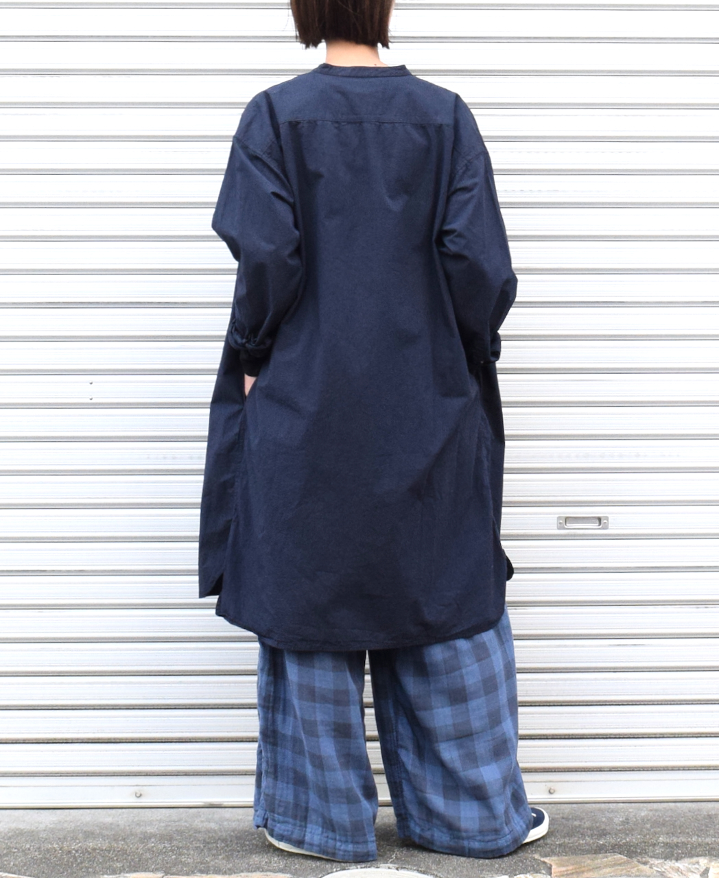 INAM1902PD (ロングシャツ) 40'S POPLIN  OVER DYED BANDED COLLAR LONG SHIRT