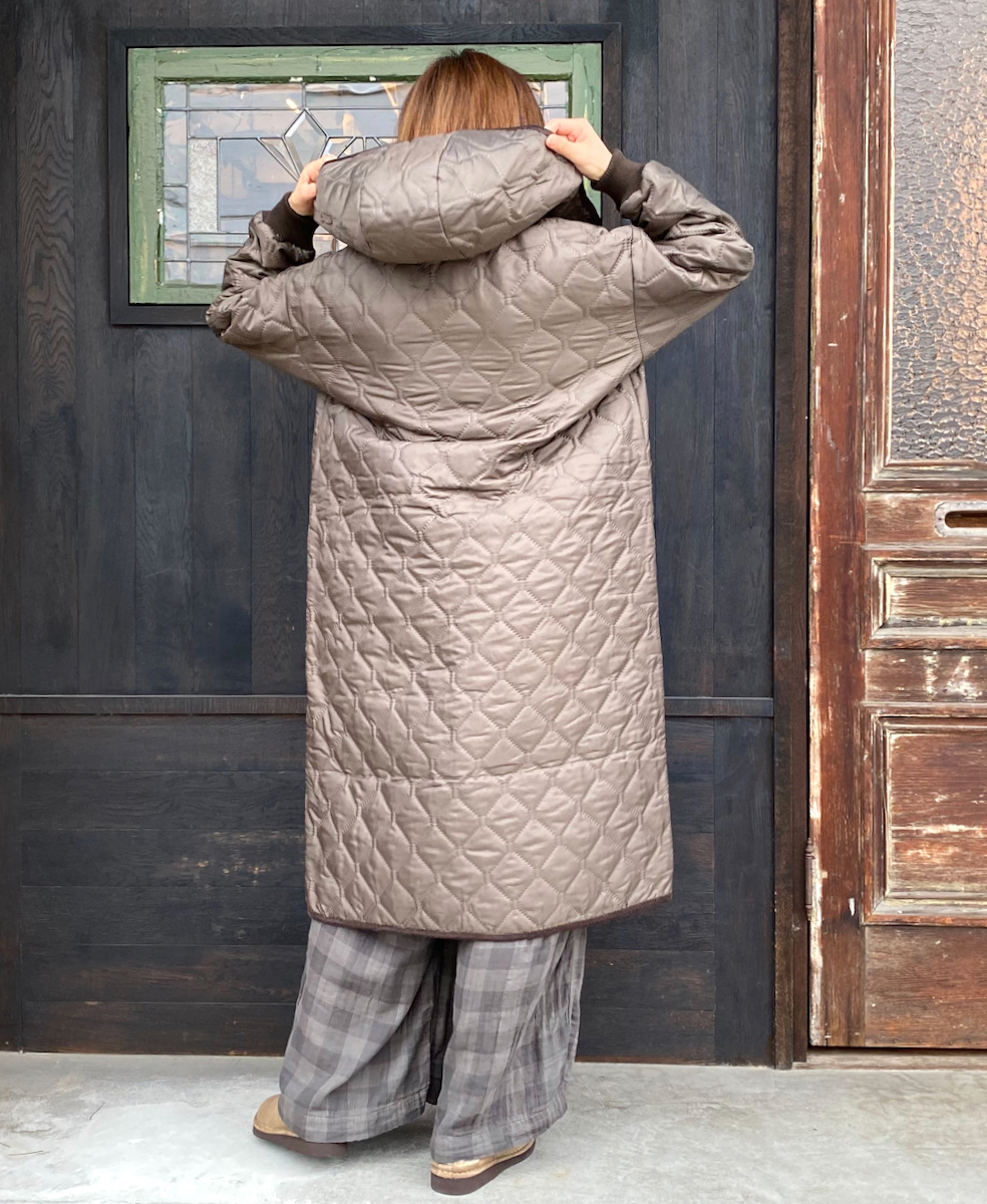 NAM2154PP (コート) POLY×POLY HEAT QUILT OVERSIZED HOODED COAT WITH RIBBED CUFF