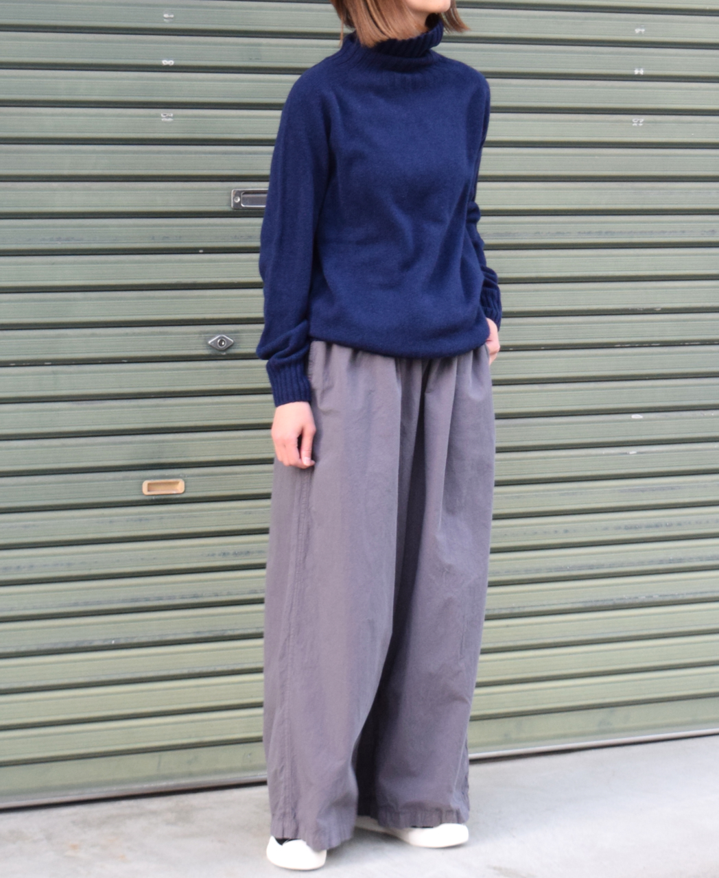 JNAMP1651 (ニット) GEELONG LAMBSWOOL POLO NECK SADDLE SHOULDER P/O
