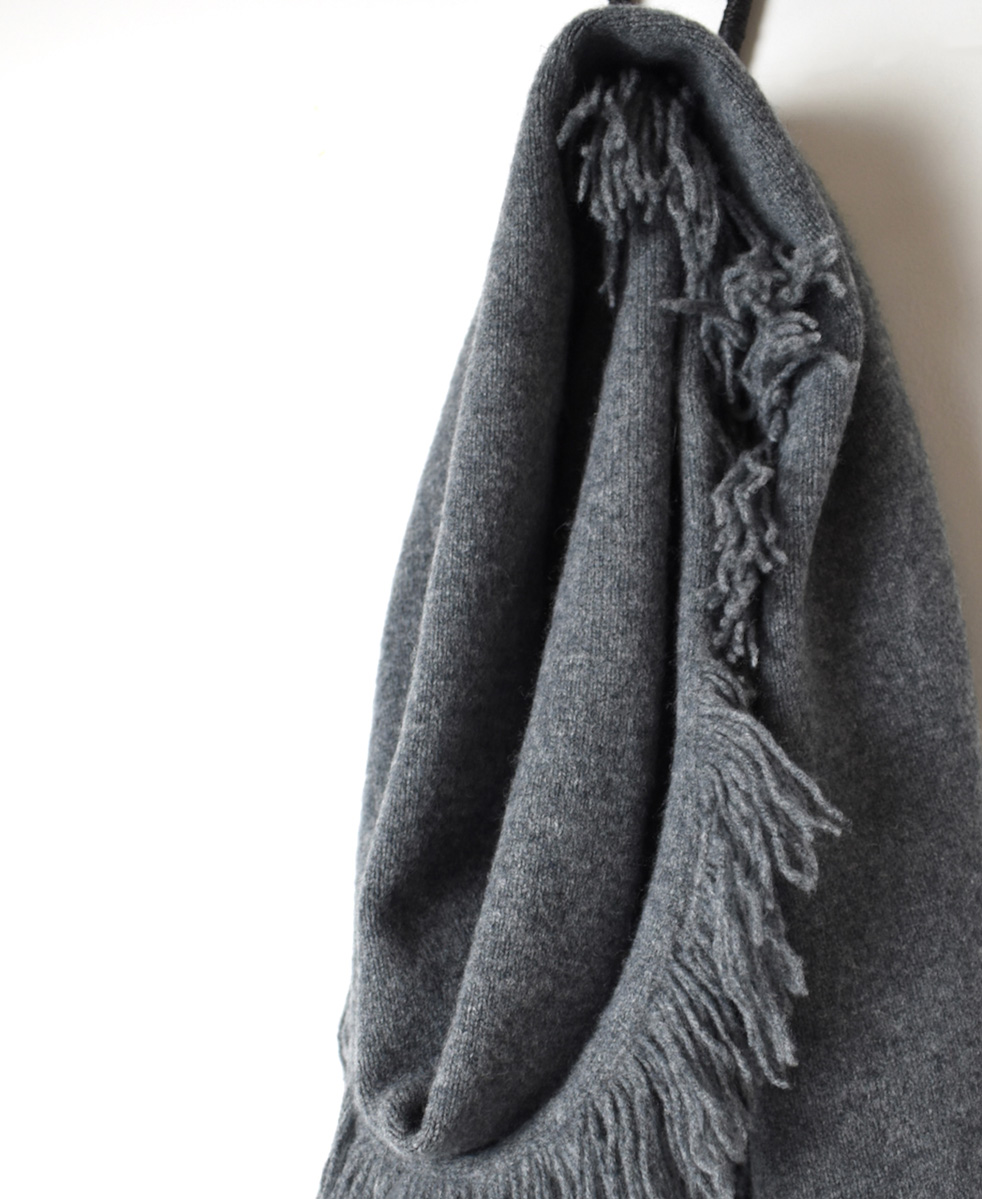 NGS1752 (スカーフ) GEELONGORA SIDE FRINGE SCARF(S)