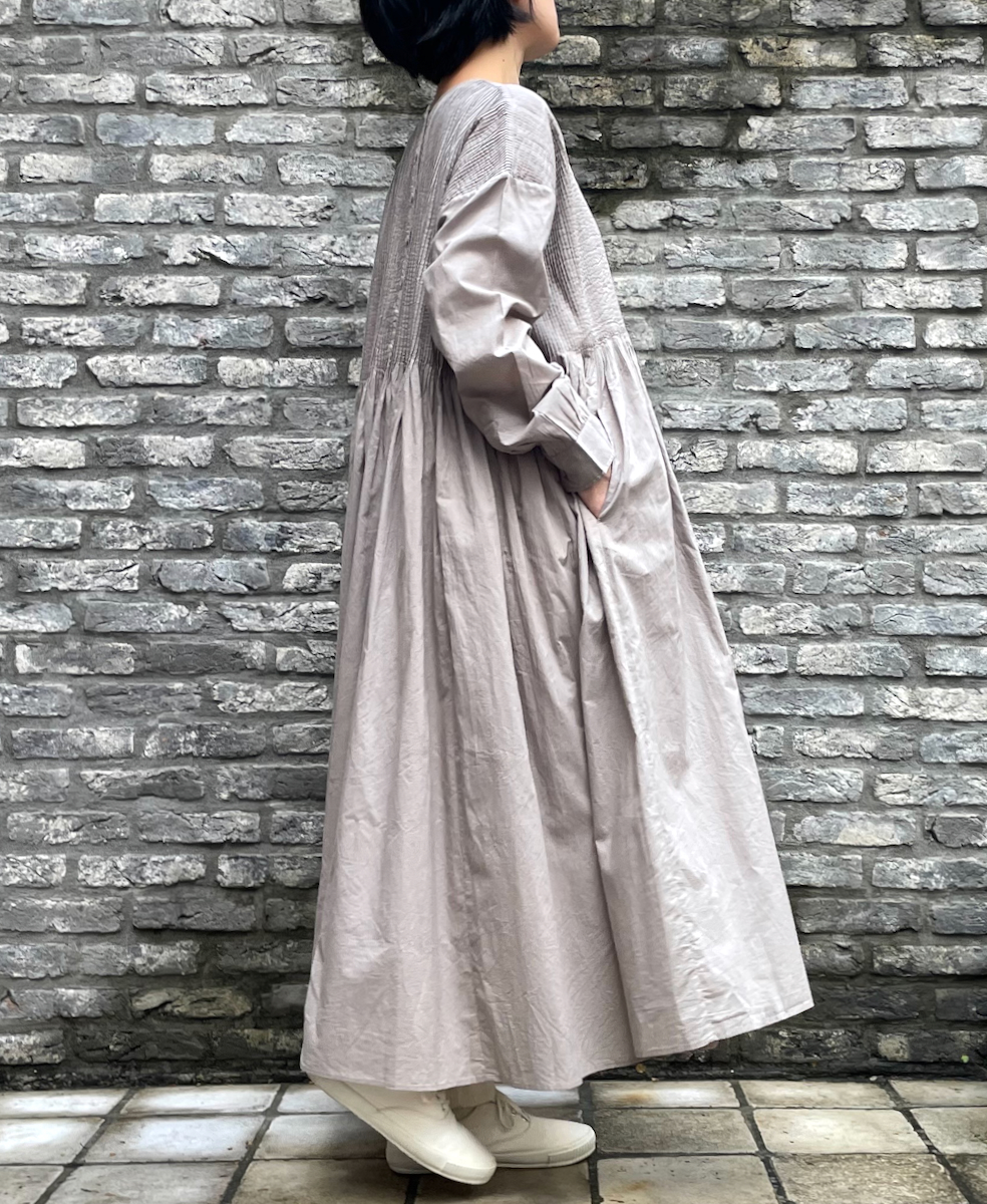NMDS22552 (ワンピース) 60'S ORAGANIC CAMBRIC CREW-NECK P/O DRESS 