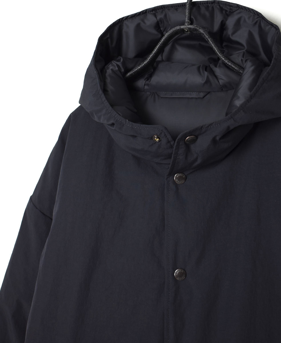 NAM2256R (コート) NYLON / COTTON REVERSIBLE DOWN SNAP FRONT HOODED COAT