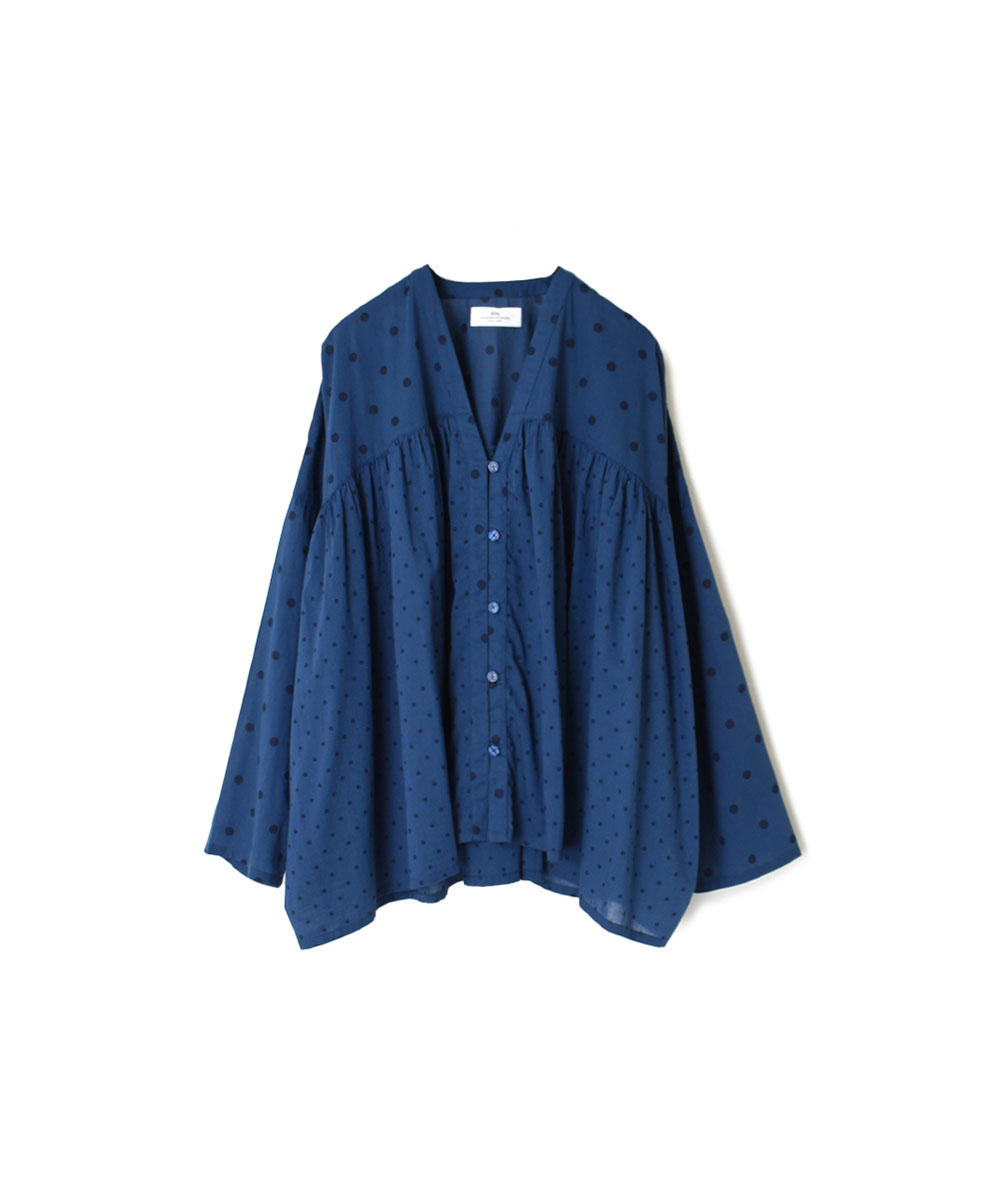 NSL23013 (ブラウス) COTTON VOILE DOT PRINT V-NECK BUTTON & LOOP GATHERED SMOCK