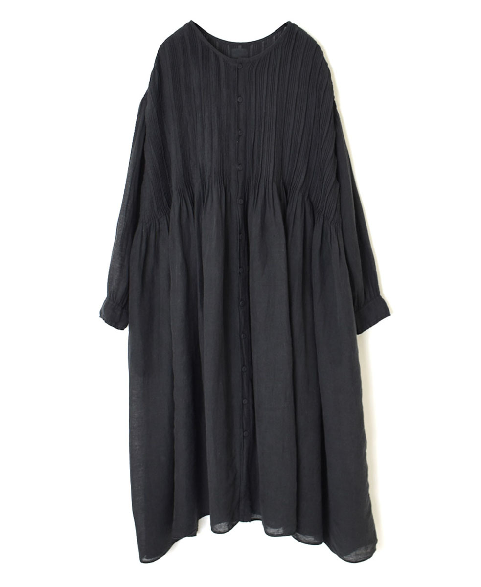 INMDS23012D (ワンピース) HANDWOVEN KHADI COTTON / LINEN PLAIN (OVERDYE) CREW-NECK DRESS WITH RANDOM PLEATS