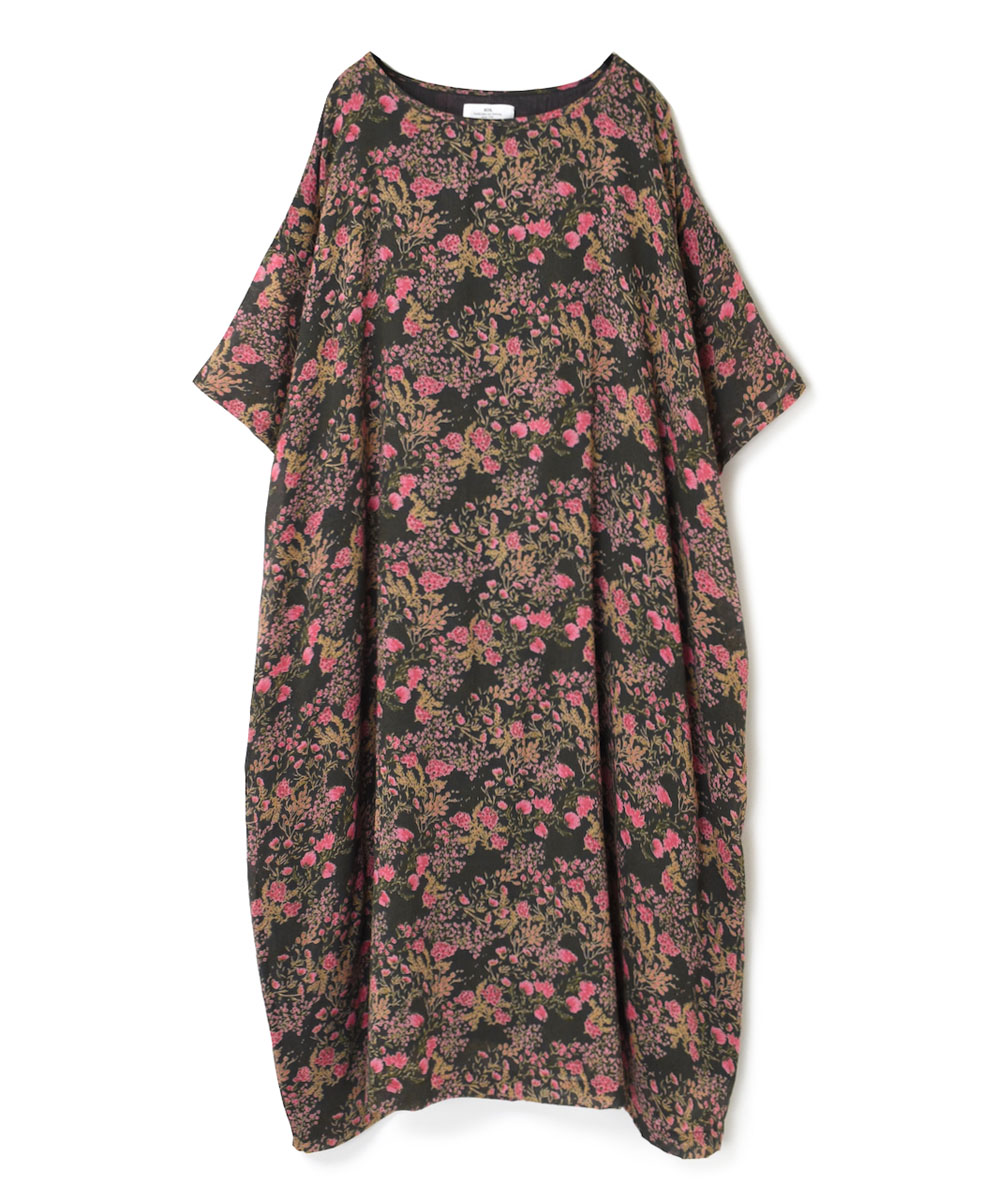 NSL23073 (ワンピース) COTTON FLOWER PRINT GATHERED DRESS