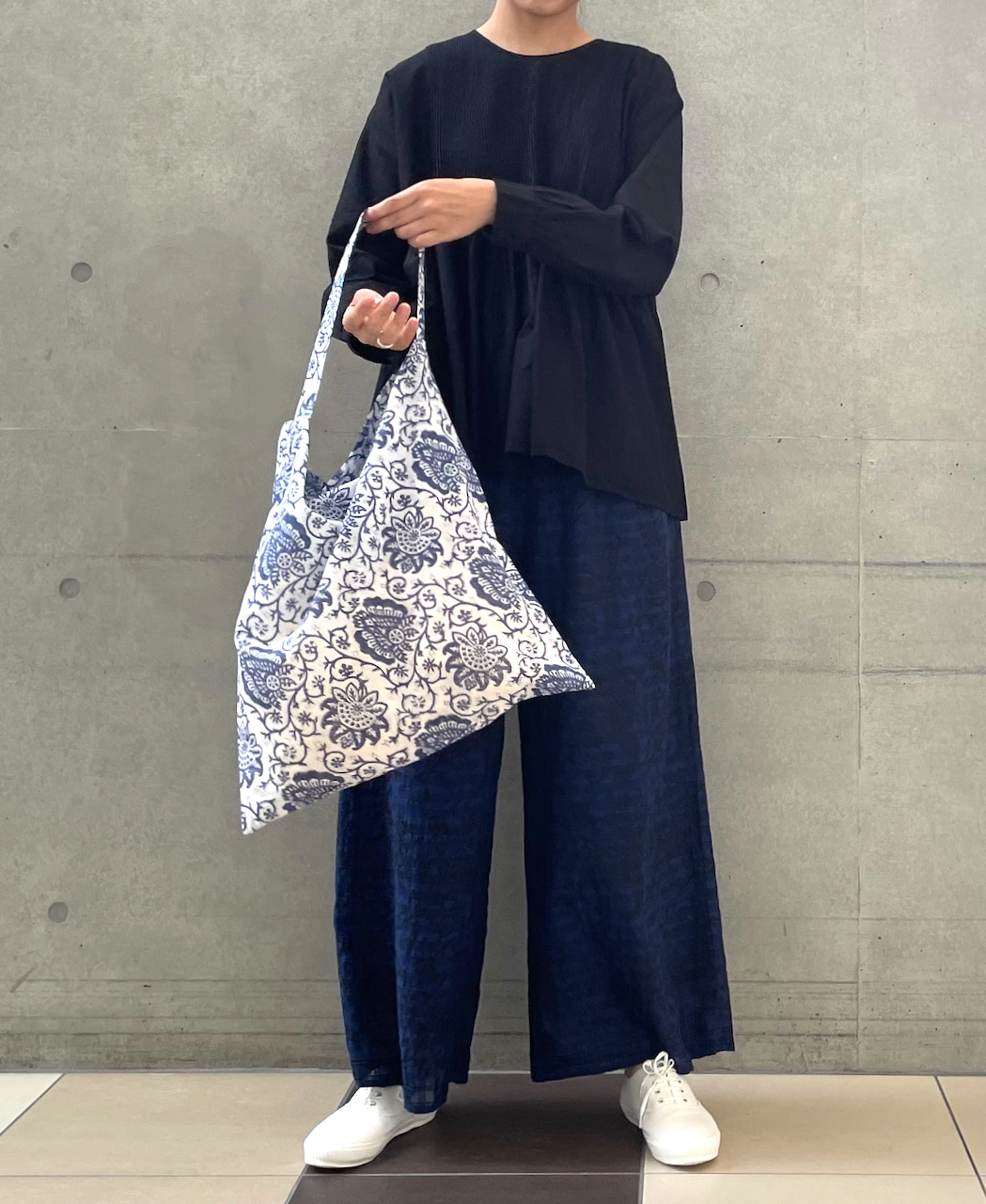 ZMD0319 (バッグ) FLOWER BLOCK PRINT ECO BAG