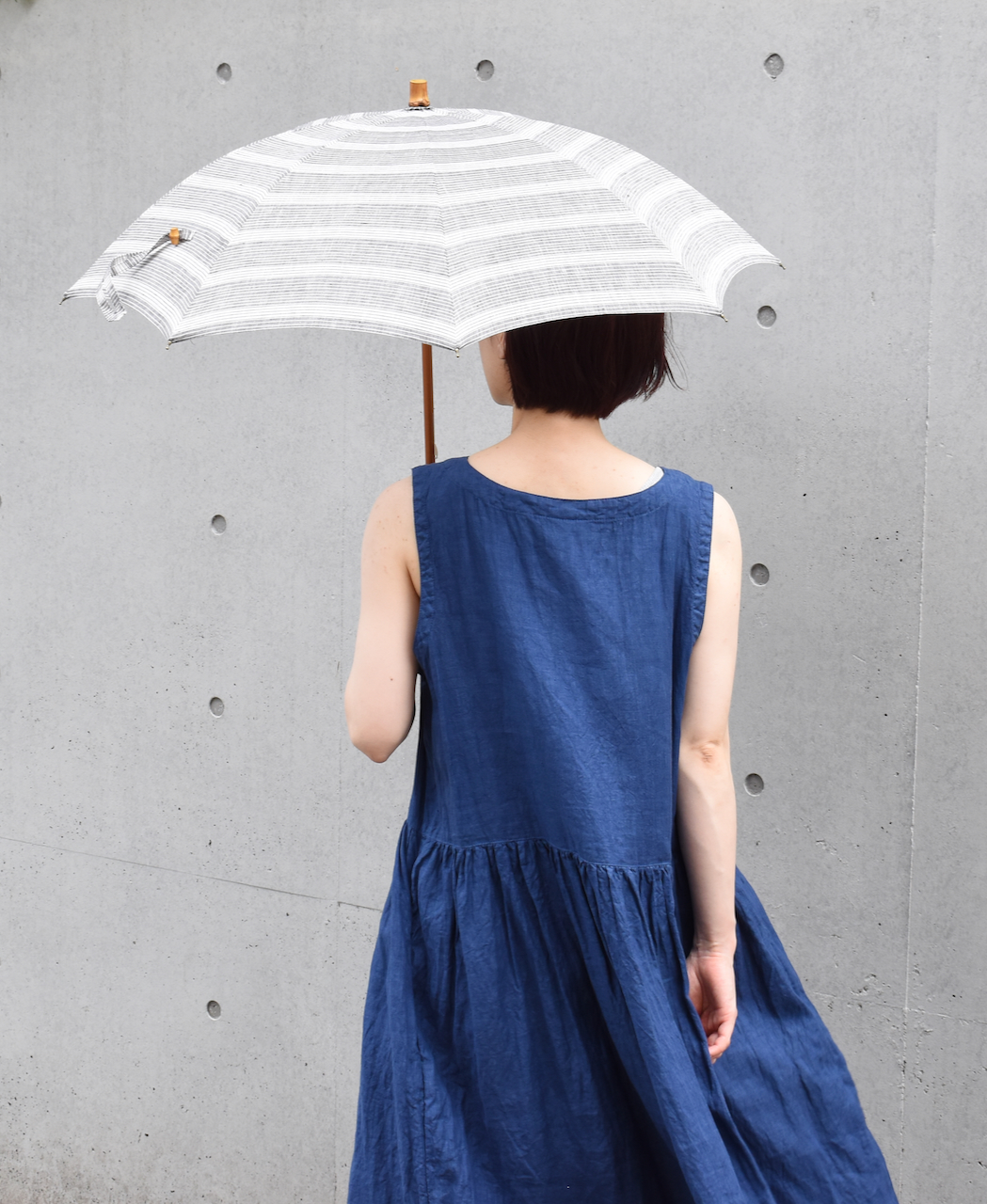●ONMDS2301 (日傘) PARASOL WITH BAMBOO HANDLE 47cm