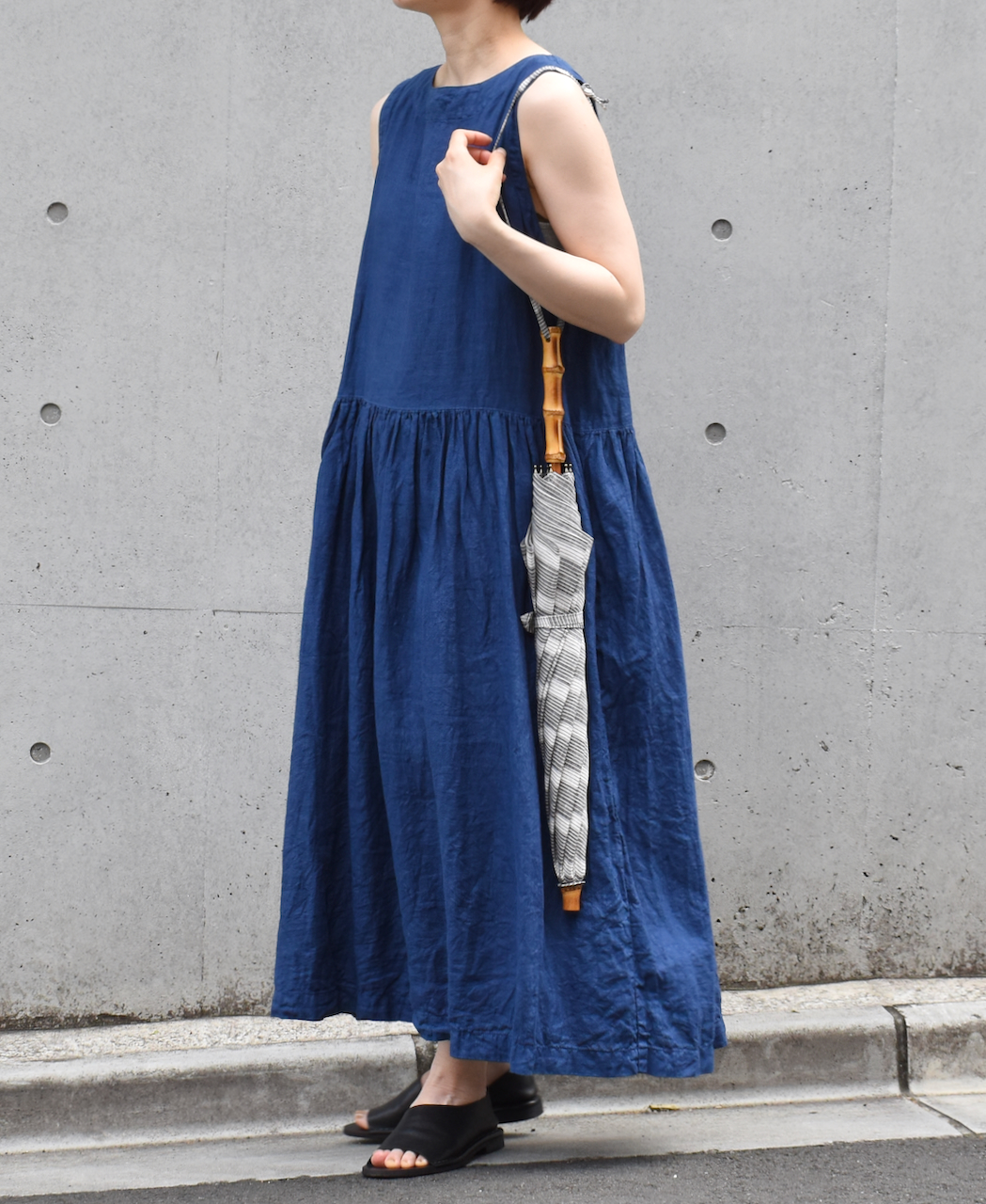 ●ONMDS2301 (日傘) PARASOL WITH BAMBOO HANDLE 47cm