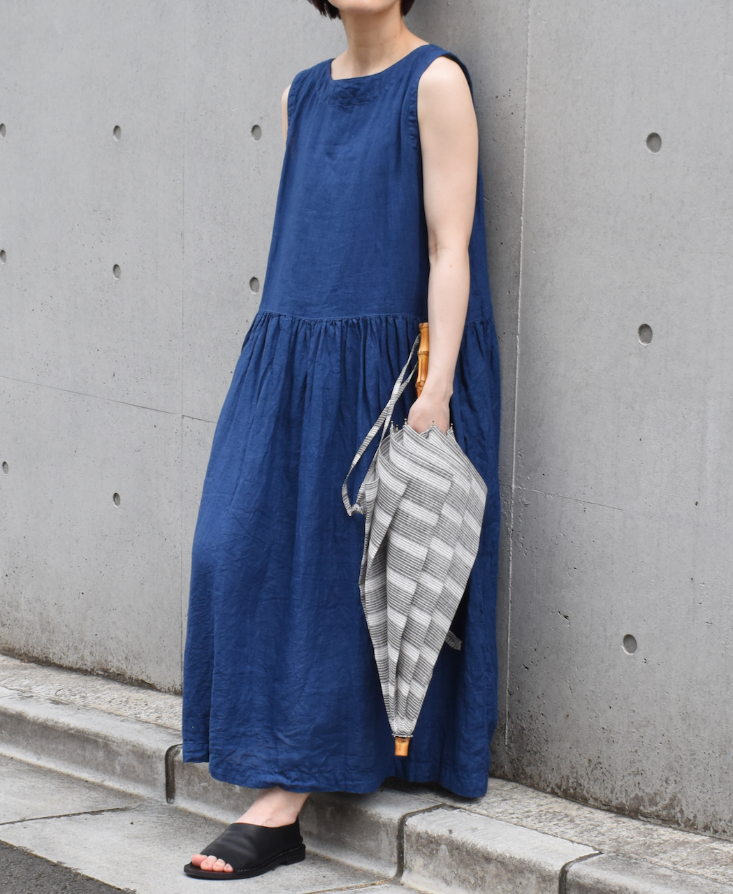 ●ONMDS2301 (日傘) PARASOL WITH BAMBOO HANDLE 47cm