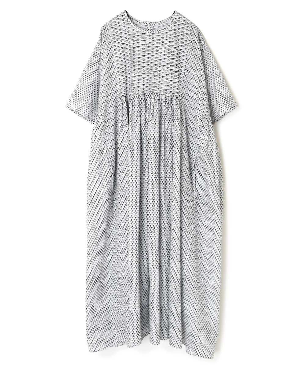 ◯INMDS23042 (ワンピース) 80’S VOILE SMALL FLOWER BLOCK PRINT CREW-NECK HALF/SL DRESS WITH MINI PINTUCK