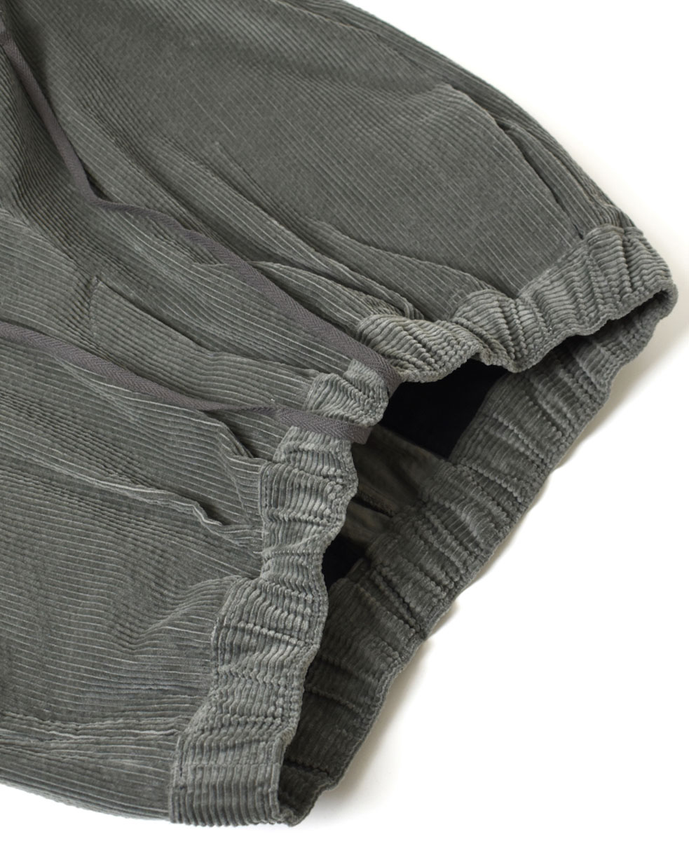 GNMDS2052CR (パンツ) TROUSERS/8WALE CORDUROY EASY WIDE PANTS