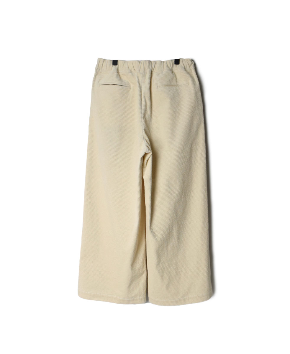GNMDS2052CR (パンツ) TROUSERS/8WALE CORDUROY EASY WIDE PANTS