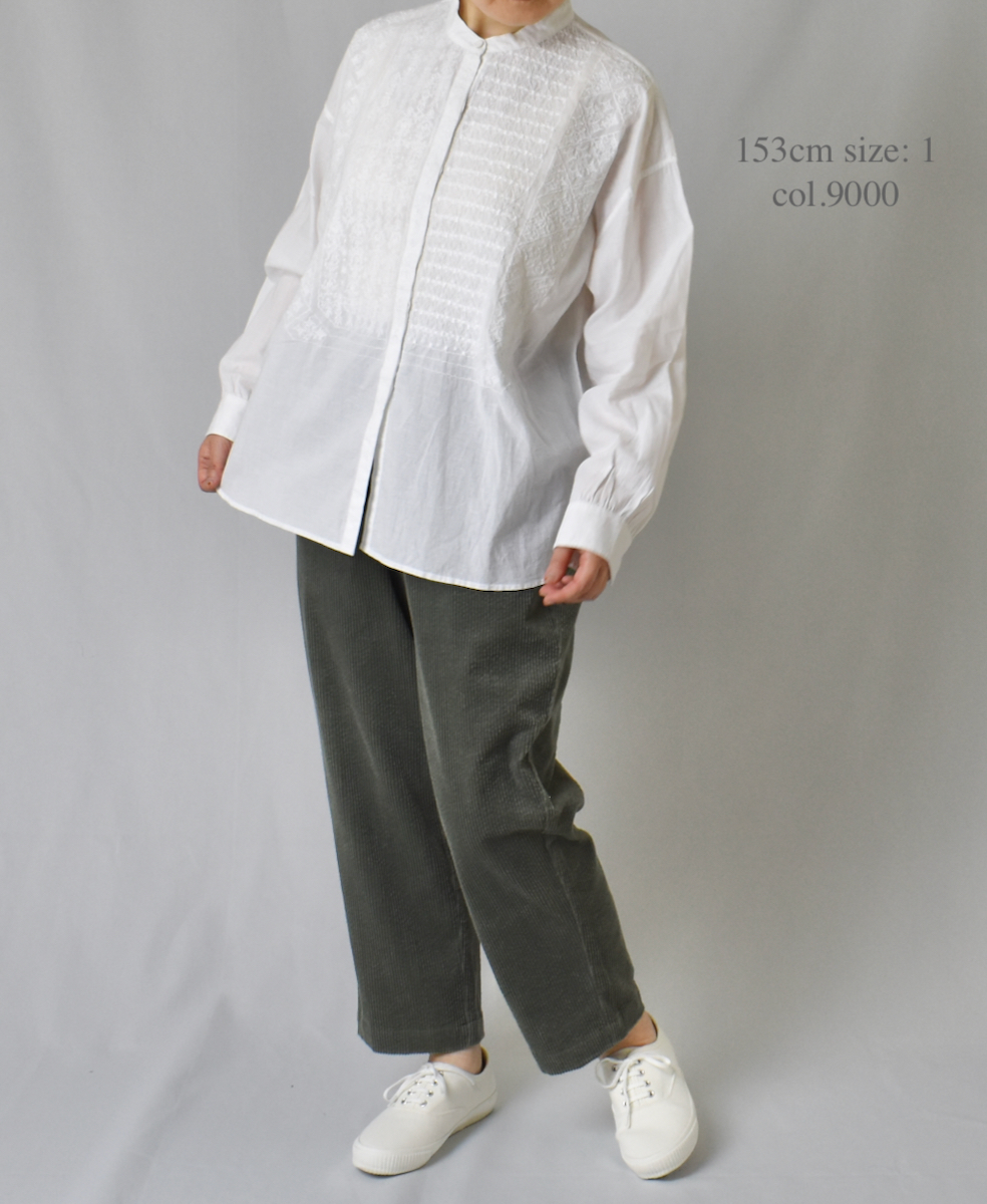 NMDS20061(ブラウス) 60'S ORGANIC CAMBRIC BANDED COLLAR EMB SHIRT