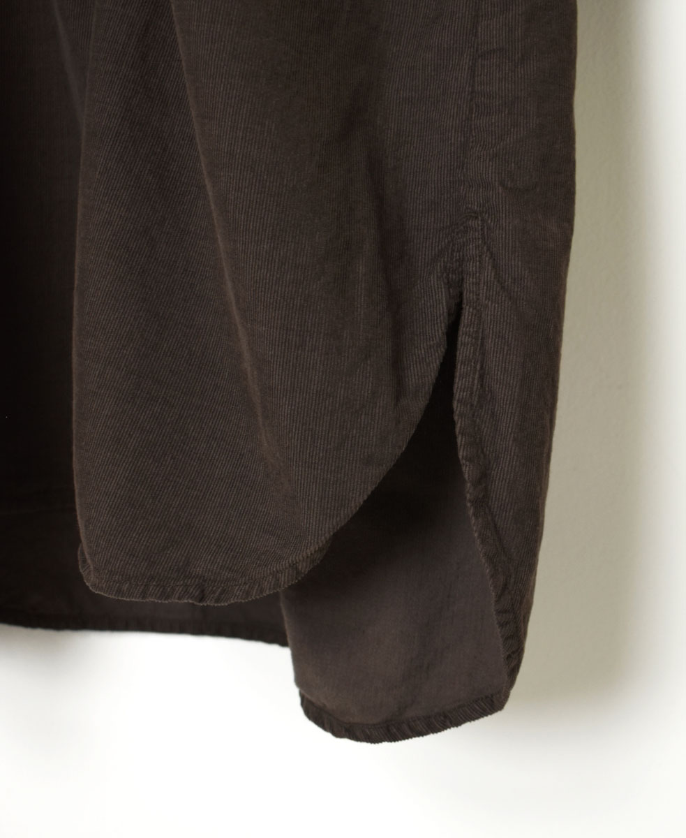 INHT2301CD (ロングシャツ) 26WALES CORDUROY OVERDYE HENLY NECK LONG SHIRT