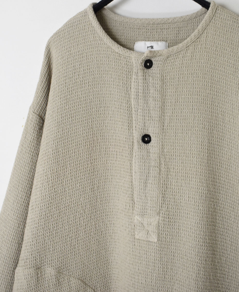 INHT2301WPD (ロングシャツ) WAFFLE PLAIN OVERDYE HENLY NECK LONG SHIRT