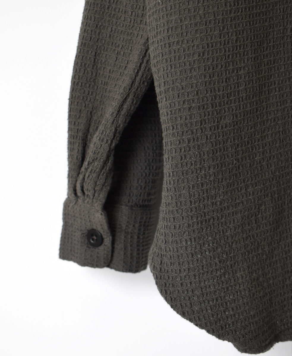 INHT2203WPD (シャツ) WAFFLE PLAIN OVERDYE HENLY NECK SHIRT