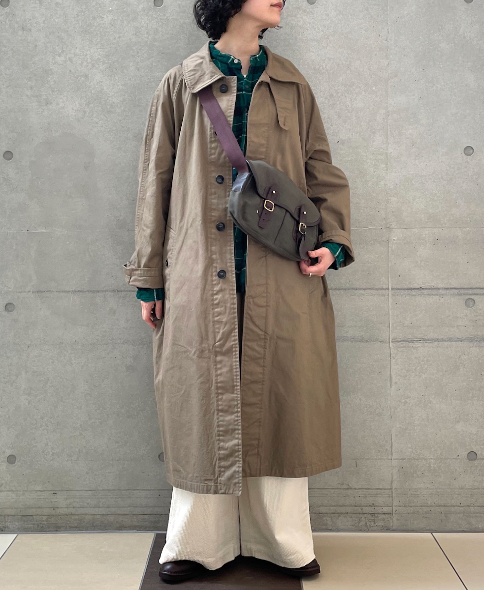 GNMDS2052CR (パンツ) TROUSERS/8WALE CORDUROY EASY WIDE PANTS