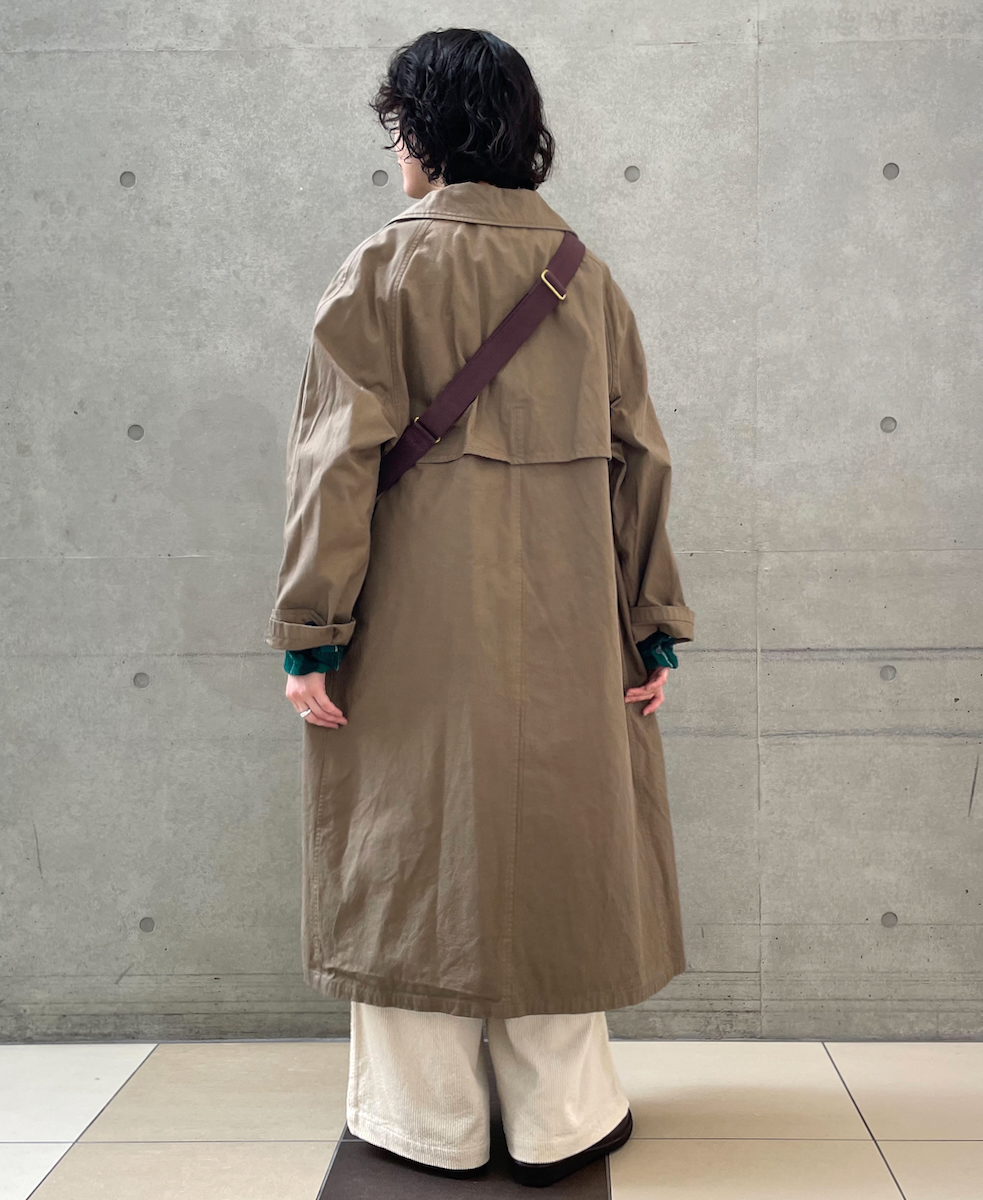GNMDS2052CR (パンツ) TROUSERS/8WALE CORDUROY EASY WIDE PANTS