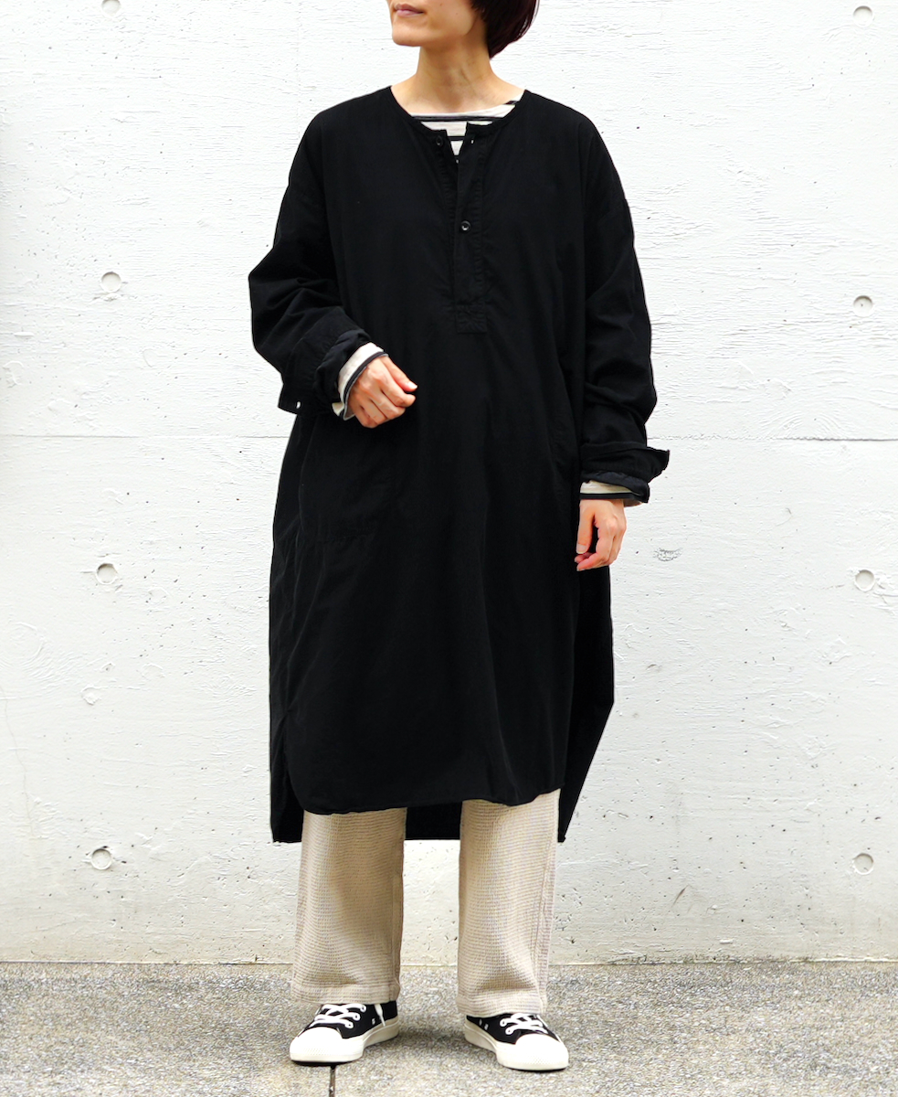 INHT2301CD (ロングシャツ) 26WALES CORDUROY OVERDYE HENLY NECK LONG SHIRT