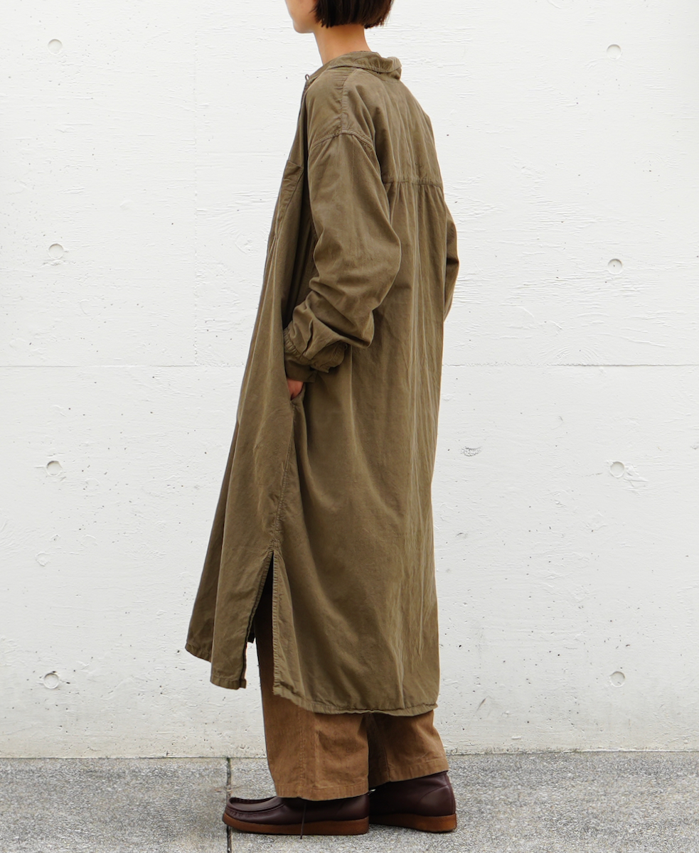 INHT2202CD (ロングシャツ) 26 WALES CORDUROY OVERDYE ONE-UP COLLAR LONG SHIRT