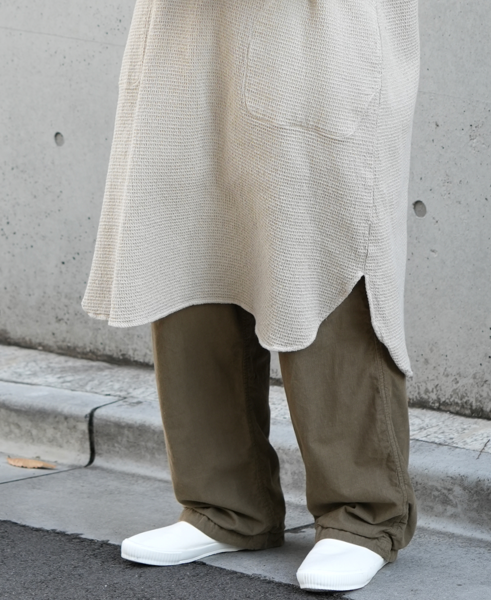 INHT2301WPD (ロングシャツ) WAFFLE PLAIN OVERDYE HENLY NECK LONG SHIRT