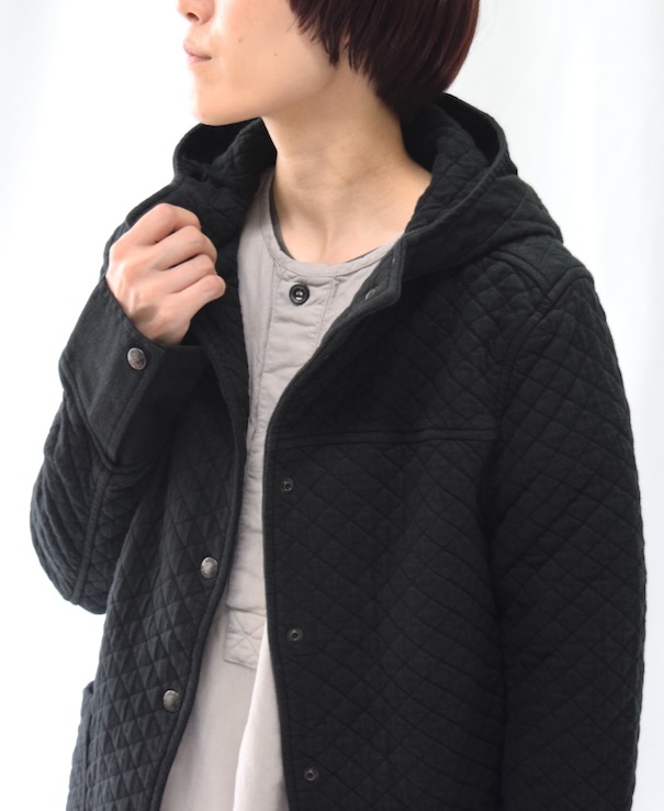 NAM0555 (ジャケット) COTTON QUILT HOODED JACKET