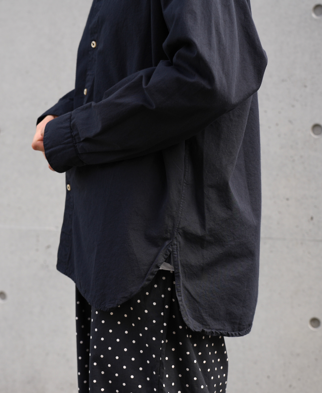 INAM1702PD (シャツ) 40'S POPLIN OVER DYED UTILITY BANDED COLLAR SHIRT