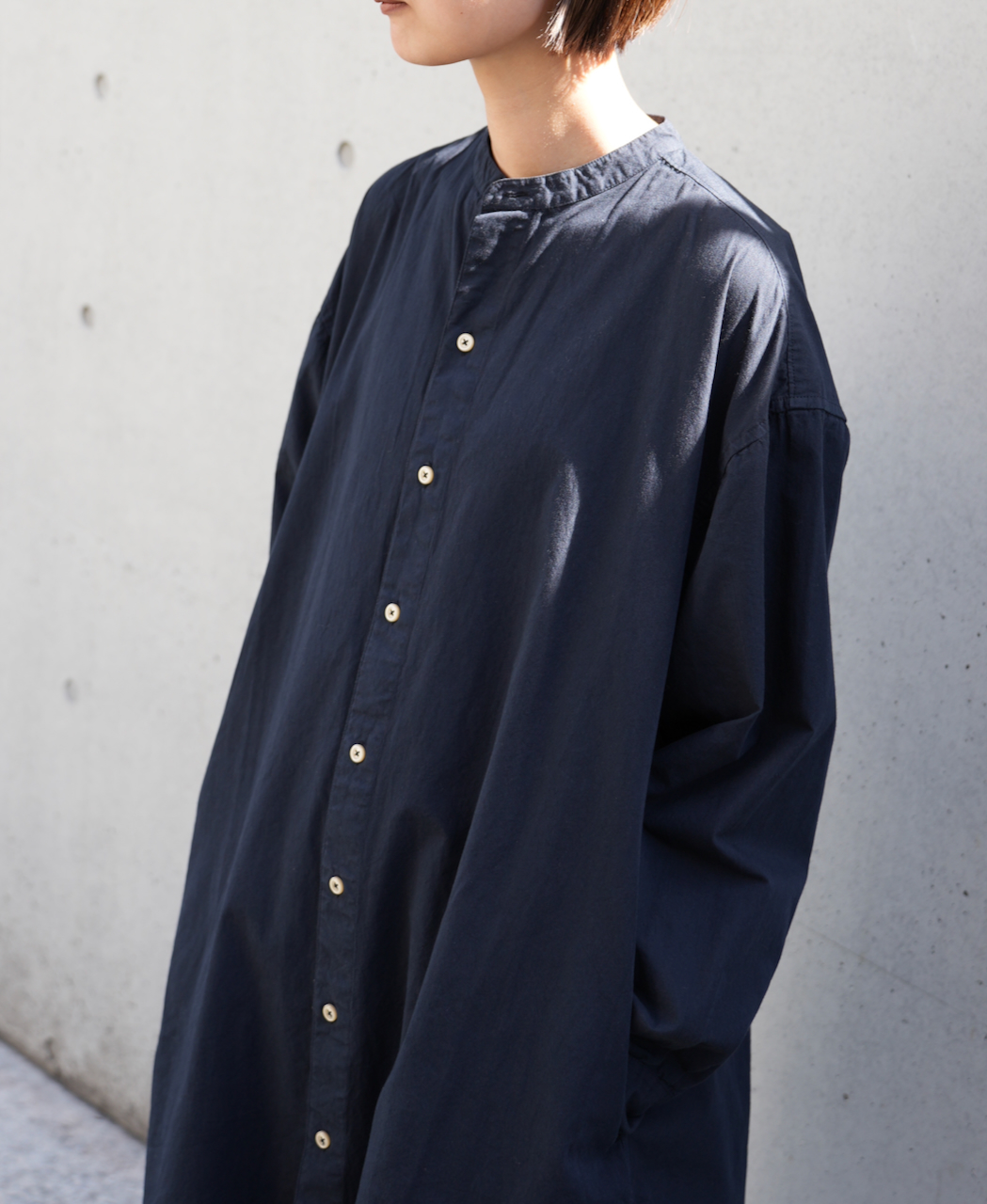 INAM1902PD (ロングシャツ) 40'S POPLIN  OVER DYED BANDED COLLAR LONG SHIRT