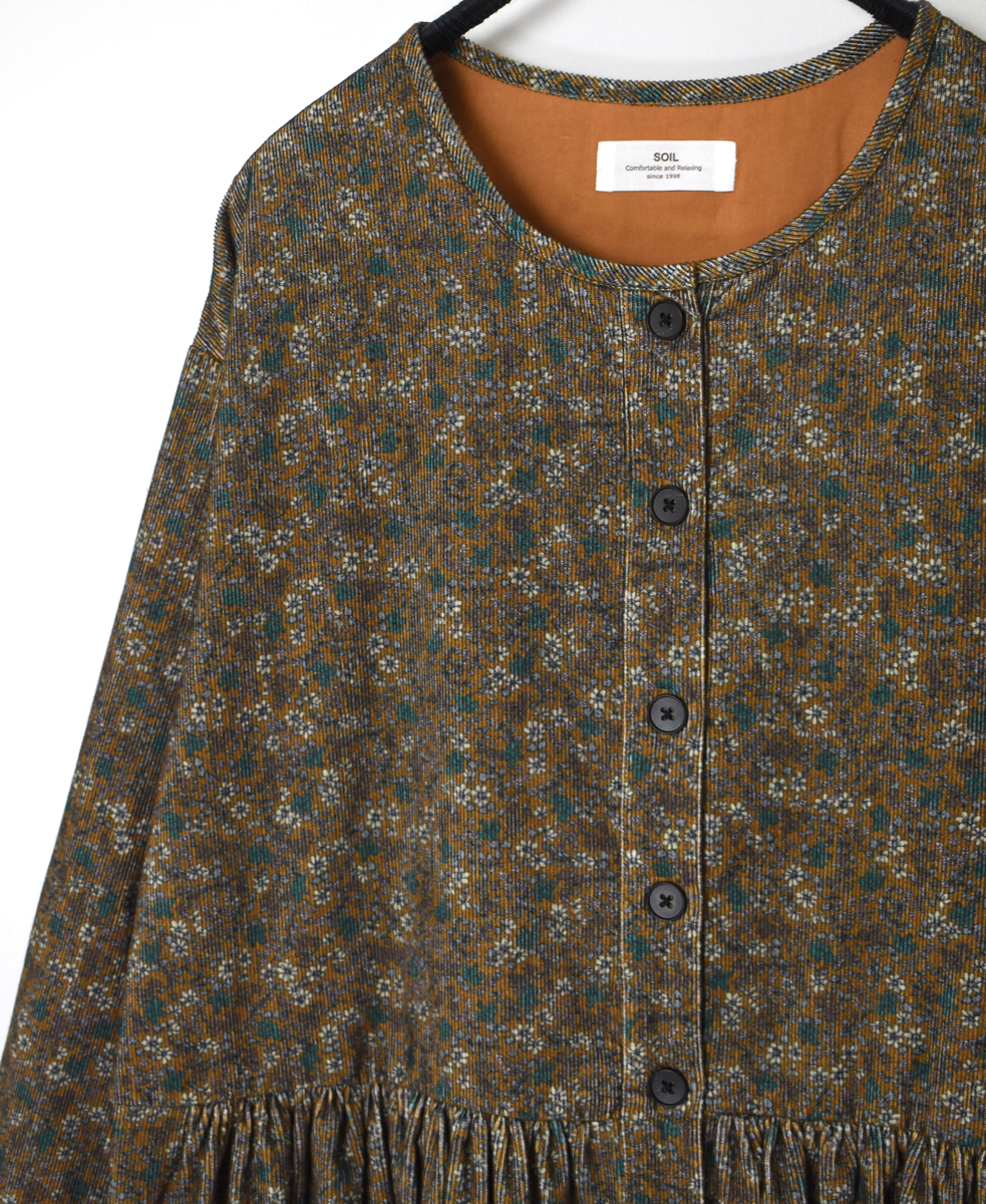 NSL23541 (ワンピース) CORDUROY SMALL FLOWER PRINT CREW-NECK GATHERED DRESS