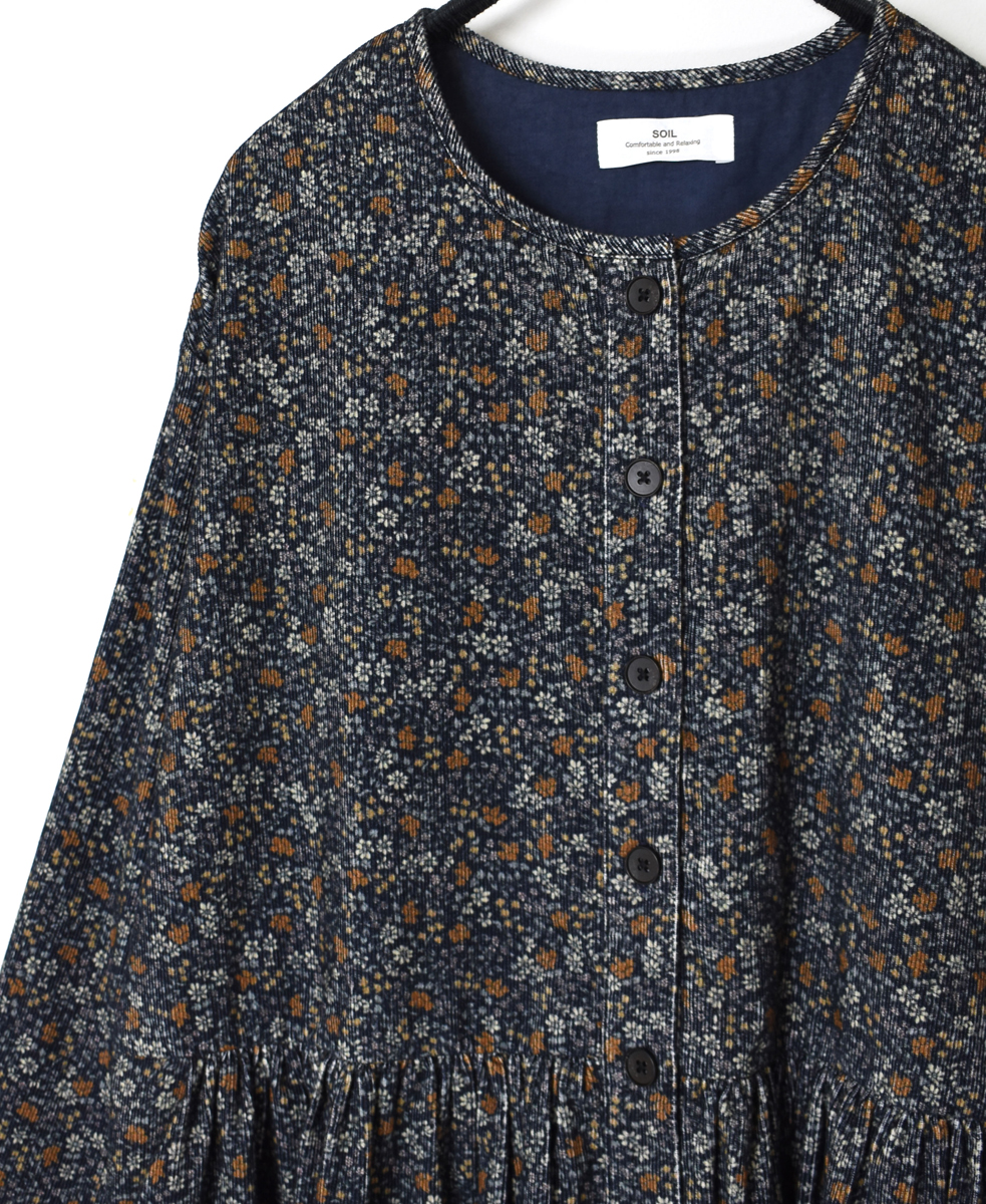 NSL23541 (ワンピース) CORDUROY SMALL FLOWER PRINT CREW-NECK GATHERED DRESS