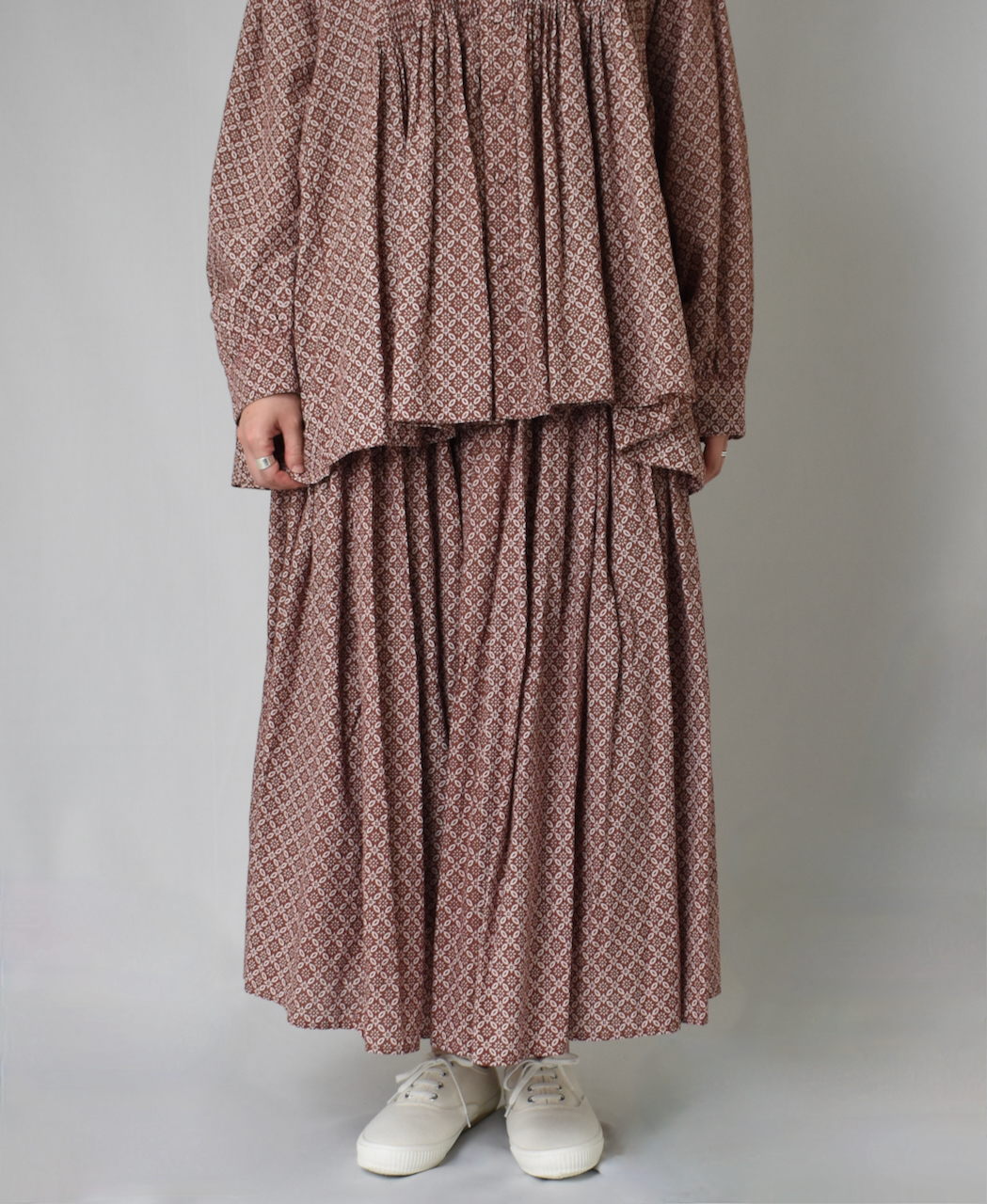 INMDS23736 (キュロット) 60'S COTTON REPETITIONAL FLOWER BLOCK